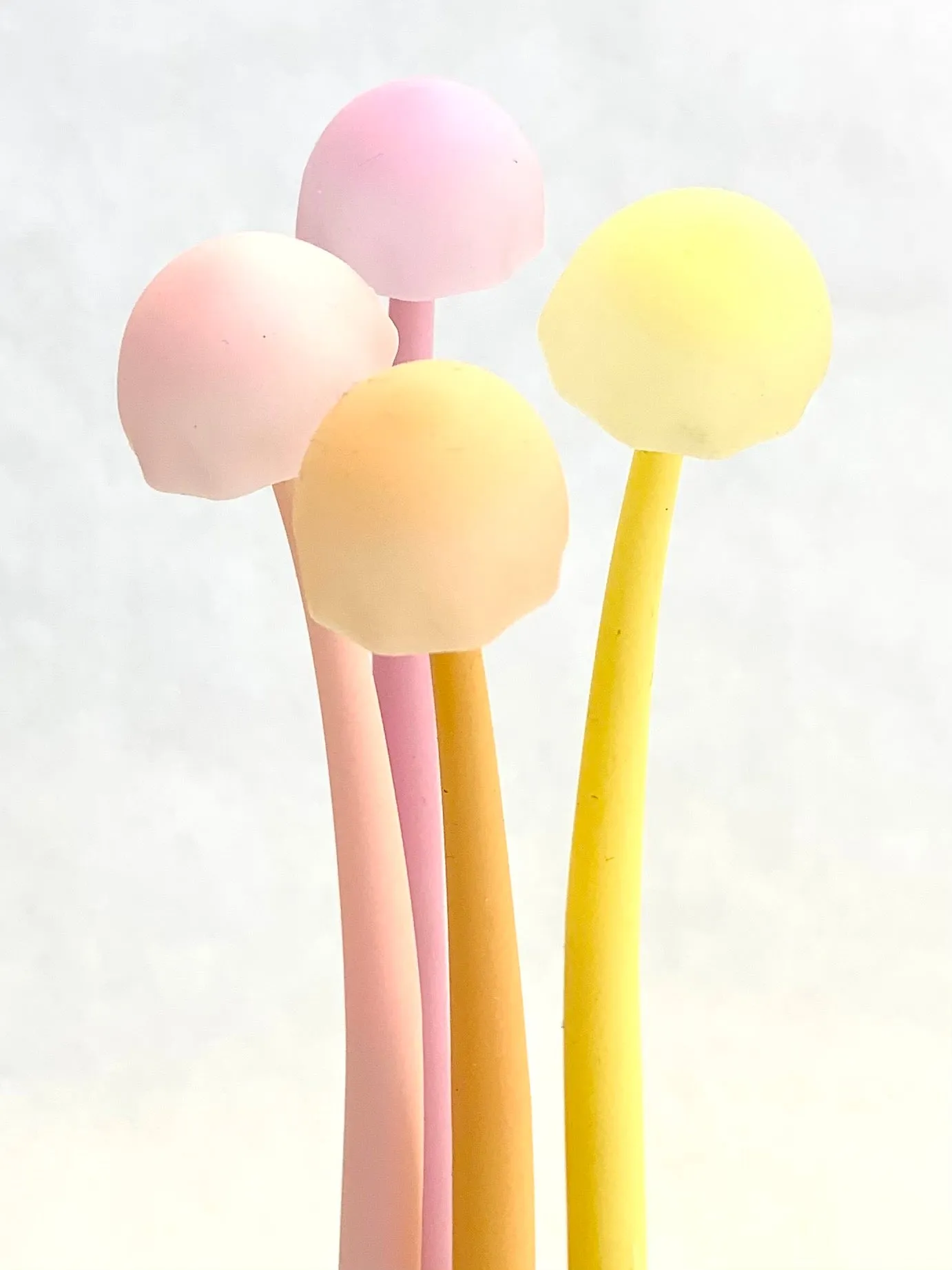 22415 MUSHROOM GLOW IN THE DARK GEL PEN-48