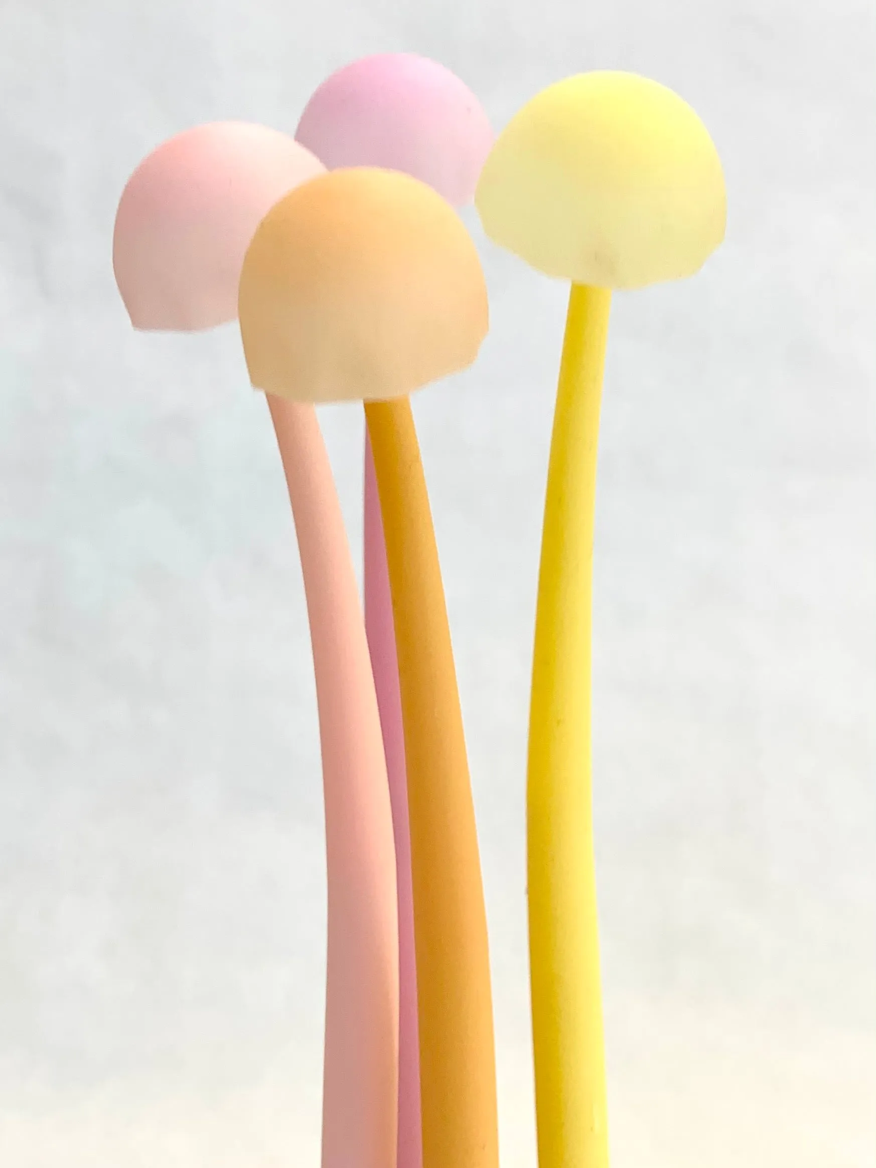 22415 MUSHROOM GLOW IN THE DARK GEL PEN-48
