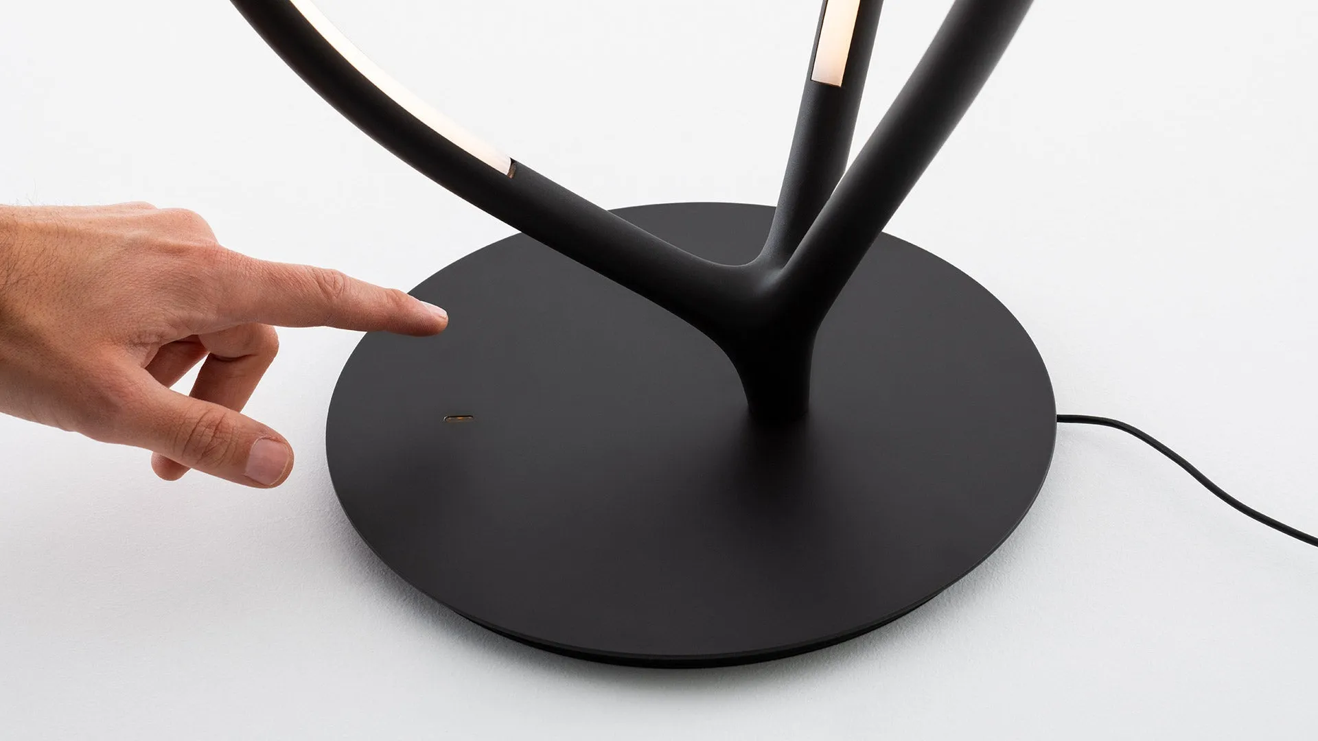 ARRIVAL TABLE
