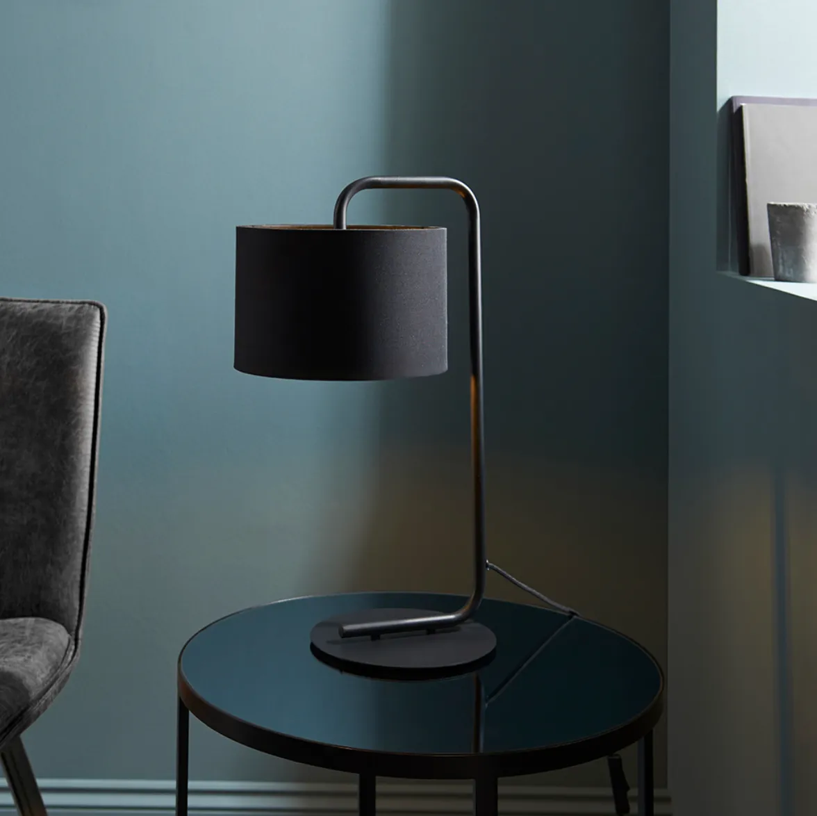 Black Table Light With Black Shade - ID 11749