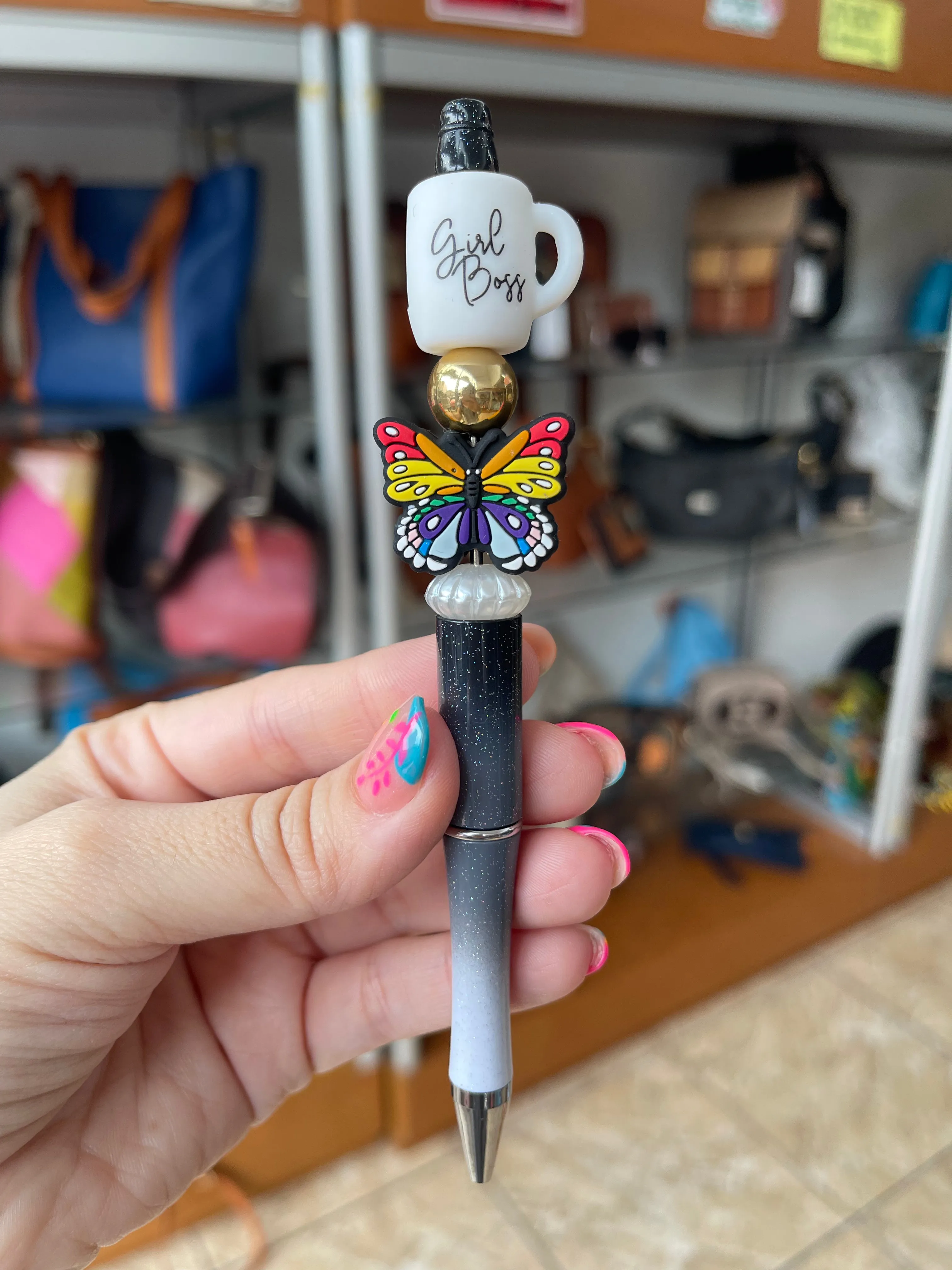 Funky Pens 🖊️