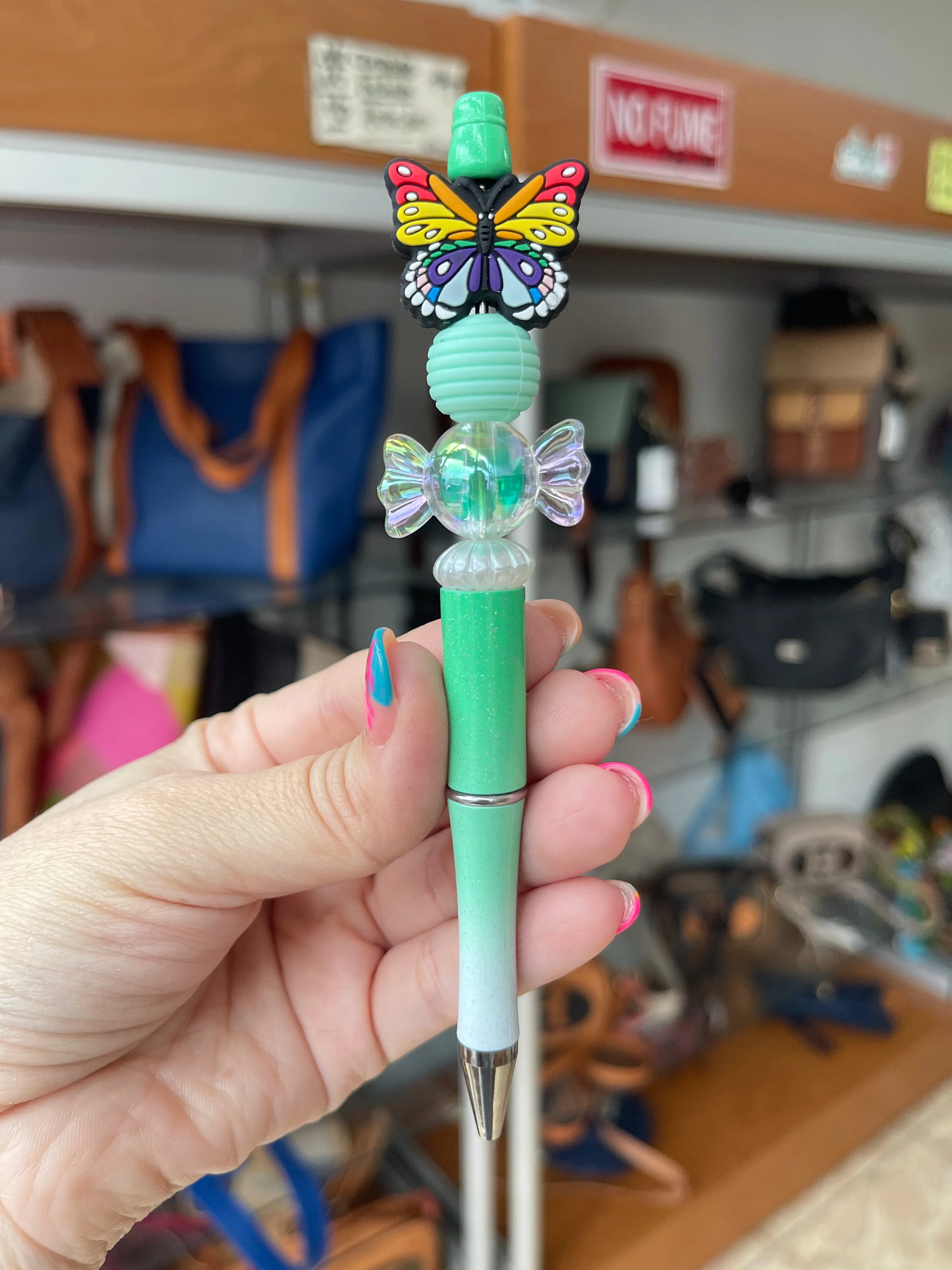 Funky Pens 🖊️