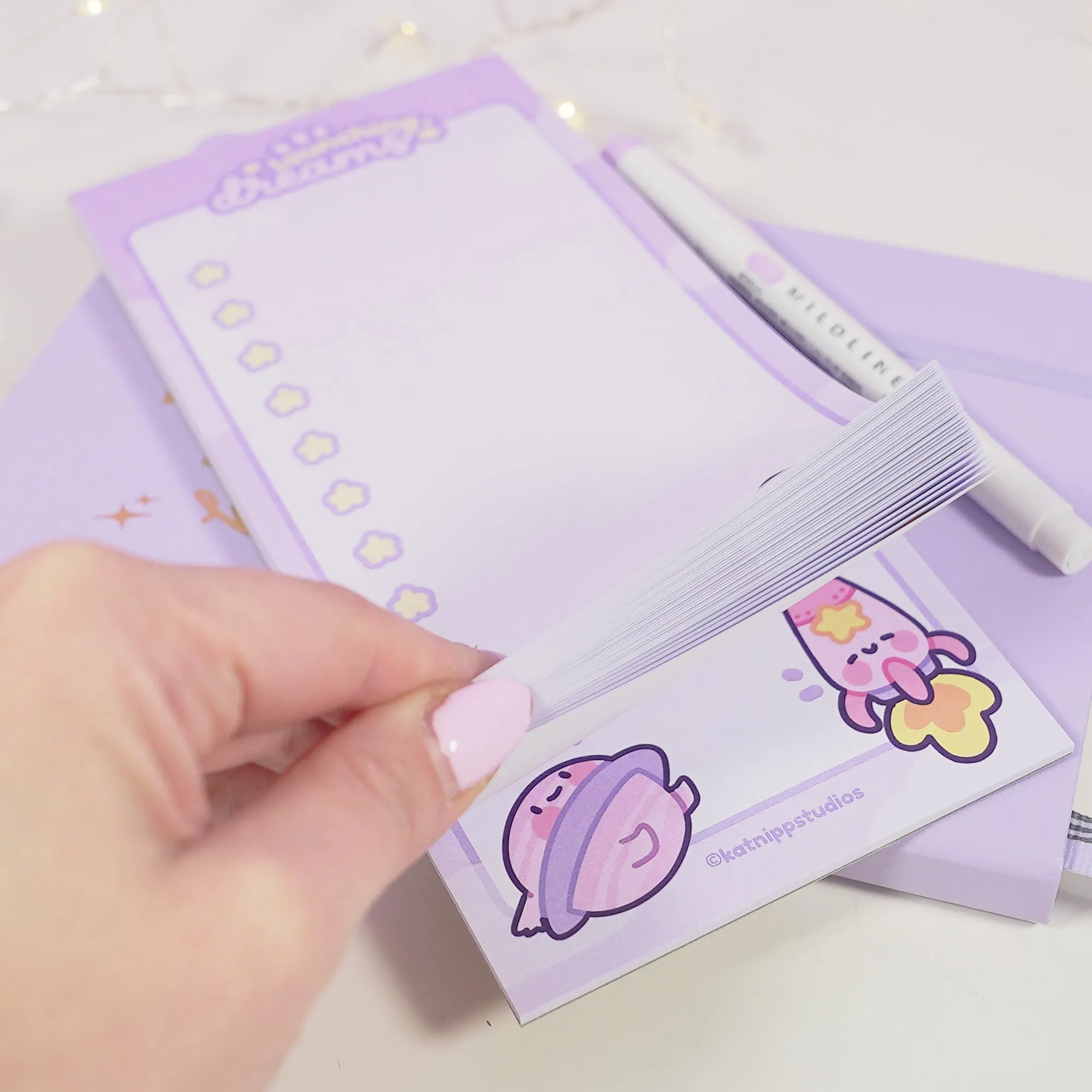 Pocket Planets: Saturn and Rocketto Kawaii  50-Page To-Do List - DL Size