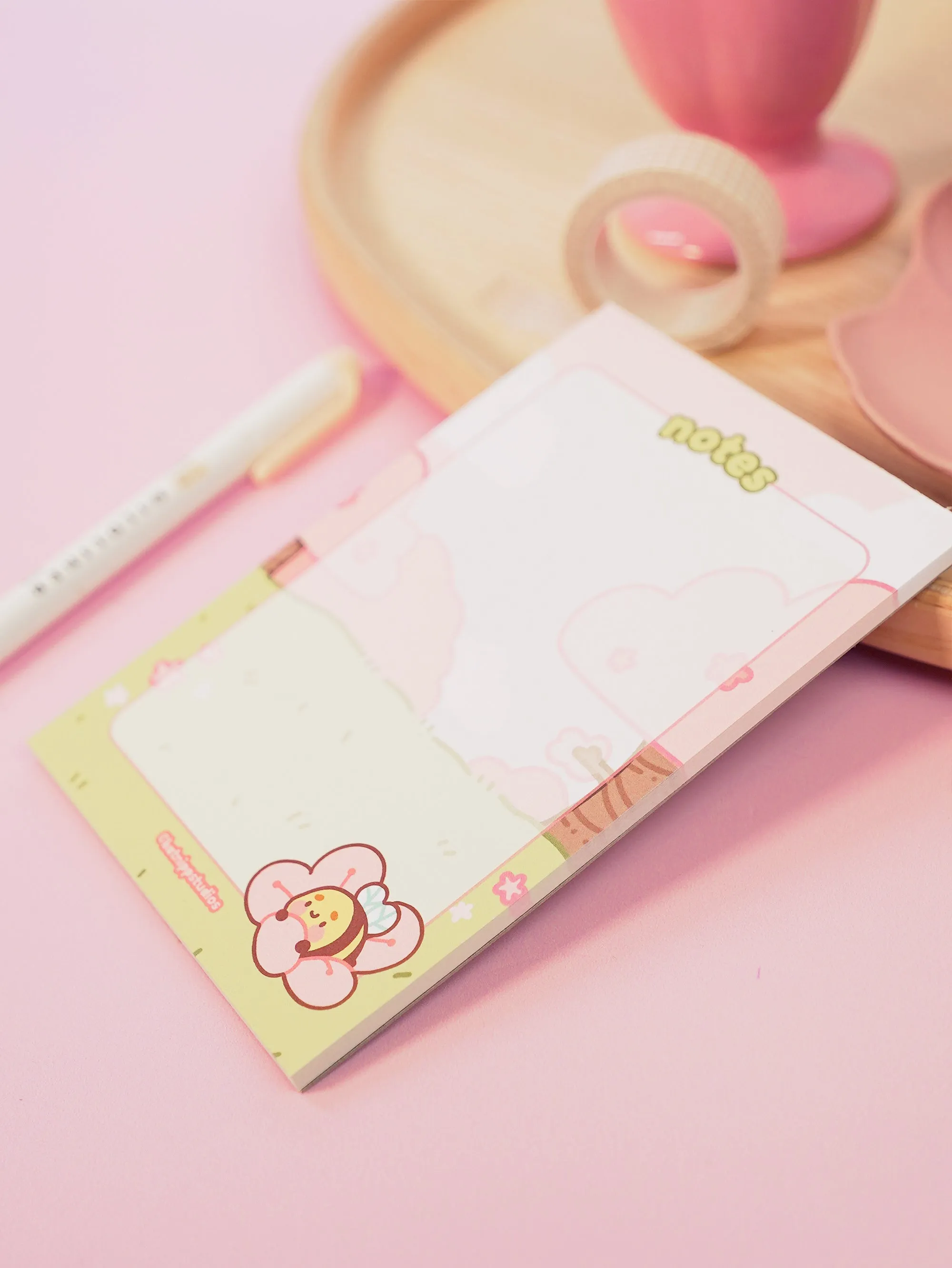 Sakura BumbleButt A6 50 Page Notepad